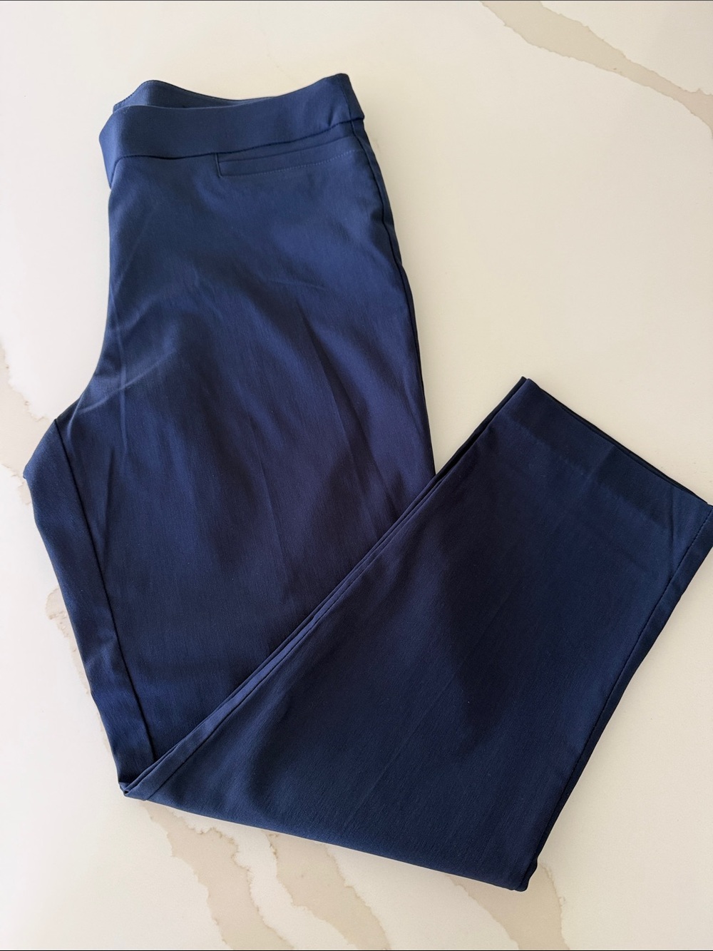 JM Collection Navy Straight-Leg Cropped Pants